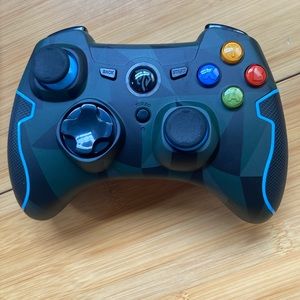 PS3 wireless game controller